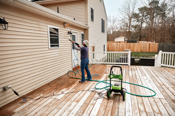 Best Garage Pressure Washing  in Red Lake Falls, MN